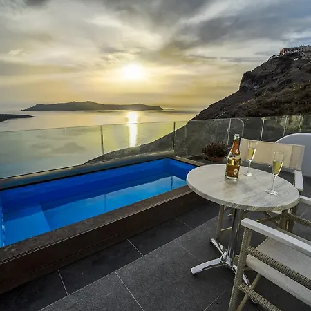 Kratiras View Luxury מלון סנטוריני